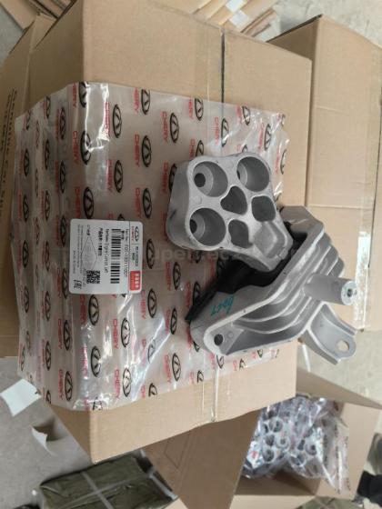 Engine Cushion, Left – Model F01-1001110DT